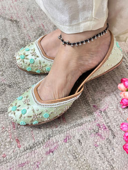 Desi Colour - Women Mehira Sea Green Juttis