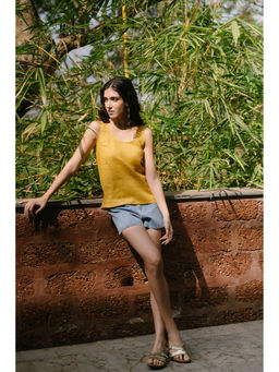 Creatures of Habit - Linen Round Neck Tank Yellow
