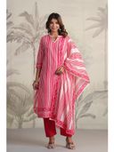 Red color option, Sold out, Currently selected