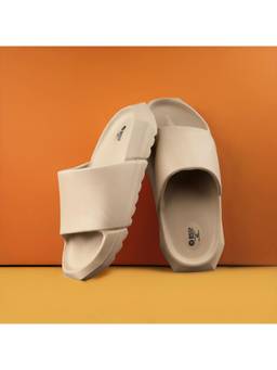 Bacca Bucci - Echo Foam Recovery Sliders for Men - Beige