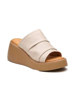 Peach Flores - Women Cream Wander Leather Wedges Heels