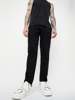 max - Men Solid Black Slim Fit Trackpant