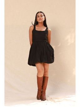 Moonstruck - Women Black Solid Mini Dress