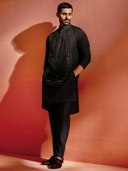 Vastramay - Black Silk Blend Kurta with Pyjama (Set of 2)