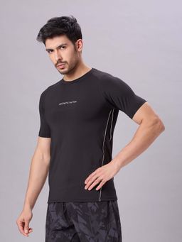 AESTHETIC NATION - Black Solid Regular Fit T-Shirt