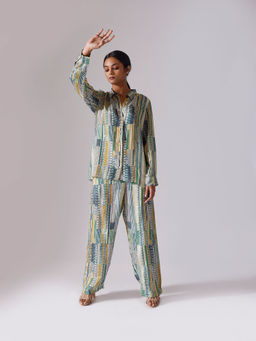 Klad - Geometric Green Collar Neck Elastic Co-Ord (Set of 2)