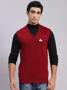Monte Carlo - Medium Maroon Solid V Neck Sweater