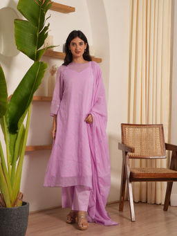 ONEWE INDIA - Thea Lavender Embroidered Doria Kurta with Inner, Pant and Dupatta (Set of 4)