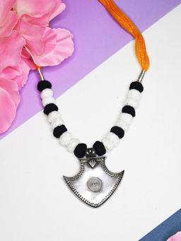 Mero Jewellery - White Tribal Necklace