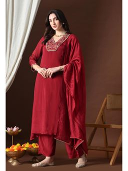 Sia - Ab Pehnegi Duniya - Wine Embroidered Regular Kurta with Palazzo and Dupatta