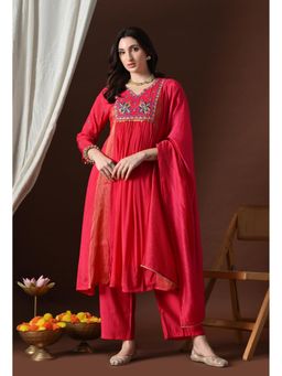 Sia - Ab Pehnegi Duniya - Pink Embroidered Kurta with Pant and Dupatta
