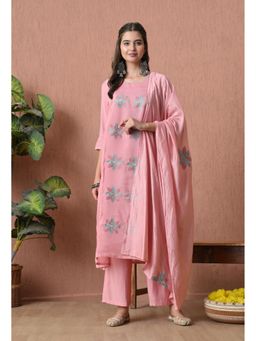 Sia - Ab Pehnegi Duniya - Women Pink Embroidered Regular Kurta with Pant and Dupatta