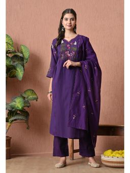 Sia - Ab Pehnegi Duniya - Purple Embroidered Regular Kurta with Pant and Dupatta