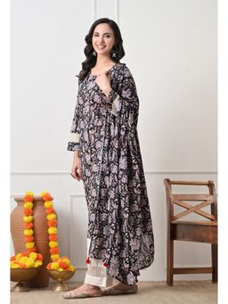 Sia - Ab Pehnegi Duniya - Women Black Floral Printed Pure Cotton Kurta with Pant and Dupatta