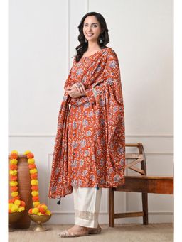 Sia - Ab Pehnegi Duniya - Rust Floral Printed Regular Pure Cotton Kurta with Pant and Dupatta