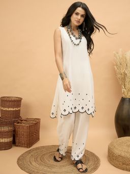 InWeave - White Embroidery Sweetheart Kurta with Pant