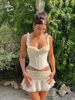 PARTIQ - Sweetheart Neck Crop Top