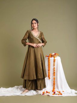 Vinusto - Brown Embroidered High Slit Anarkali with Palazzo (Set of 2)