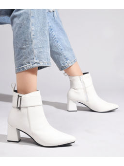 SHUZ TOUCH - White Ankle Length Heeled Boots