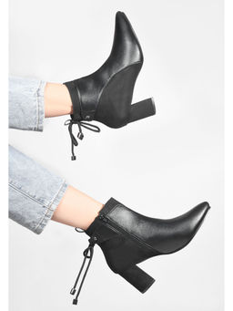 SHUZ TOUCH - Black Back Lace Detail Boots