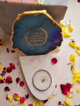 Homearte - Gayatri Mantra Agate with Marble Base Front Side Tealight-Turquoise