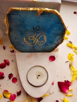 Homearte - Om Agate with Marble Base Front Side Tealight-Turquoise