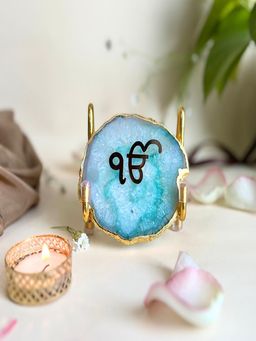 Homearte - Ik Onkar Agate Metal Stand Religious Showpiece-Green