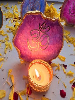 Homearte - Agate Om Back Side Tealight- Purple