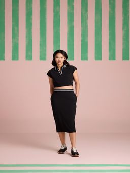 Muvazo - Breezy Black Solid Top and Skirt (Set of 2)