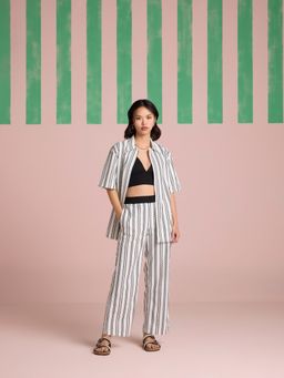 Muvazo - Monochrome Muse Printed Co-Ord (Set of 2)