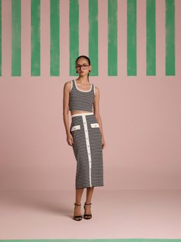 Muvazo - Monotone Muse Ribbed Fitted Crop Top and Skirt (Set of 2)