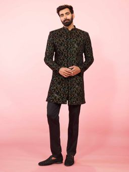 Vastramay - Green Velvet Mandarin Neck Mid Waist Sherwani With Pant