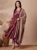 Magenta color option, Sold out, Currently selected