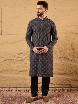ETHNIC BAY - Viscose Rayon Embroidered Straight Black Kurta