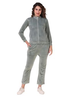 Fnocks - Women Green Solid Velvet Co-Ord Set