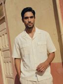 Off White color option