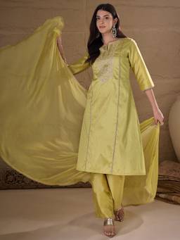 Gahan - Ethnic Motifs Embroidered Silk Blend Kurta With Pant and Dupatta For Women - Green