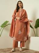 Peach color option, Sold out, Currently selected