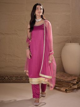 Gahan - Solid Lace Work Silk Blend Kurta Pant & Net Dupatta For Women - Pink