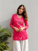 Pink color option, Currently selected