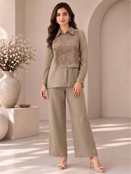 Autumnlane - Women Beige Solid/Plain Chinon Co-Ord Set