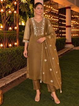 Autumnlane - Women Brown Solid/Plain Tissue Kurta and Pant with Dupatta