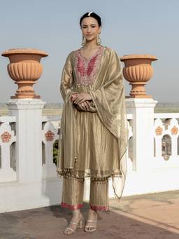 Autumnlane - Women Beige Solid/Plain Tissue Kurta and Pant with Dupatta