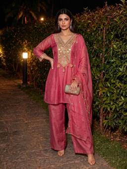 Autumnlane - Women Pink Solid/Plain Tissue Kurta and Pant with Dupatta