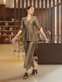 Olive color option, Currently selected