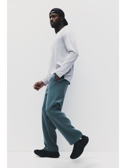 H&M - Men Green Regular Fit Sports Trackpant