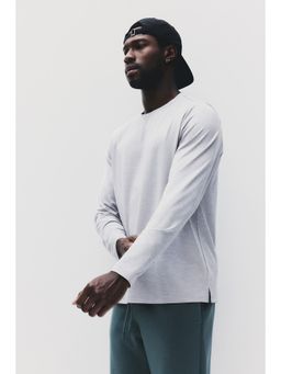 H&M - Men Grey Long-Sleeved Sports T-Shirt with Drymove