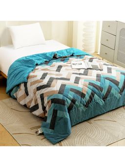 Story@Home - 240 Gsm Printed Single Comforter For Mild Winter