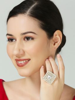 OOMPH - Gold Kundan Jadau Ring - Square Shape For Women