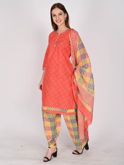 Rajnandini - Women Peach Cotton Blend Printed Kurta Salwar with Dupatta